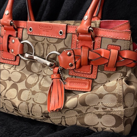 Coach Vintage Authentic Orange Beige shoulder Bag - Picture 3 of 16